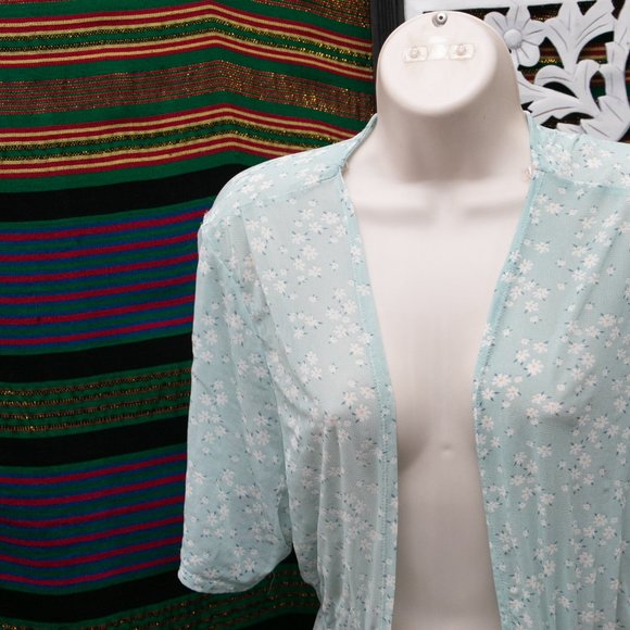 Daisy Cardigan - Picture 2 of 13